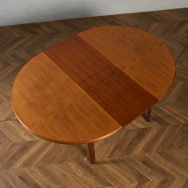 エリオッツ・オブ・ニューべリー Elliotts Of Newbury ヴィンテージ エクステンション ラウンド ダイニングテーブル #98394