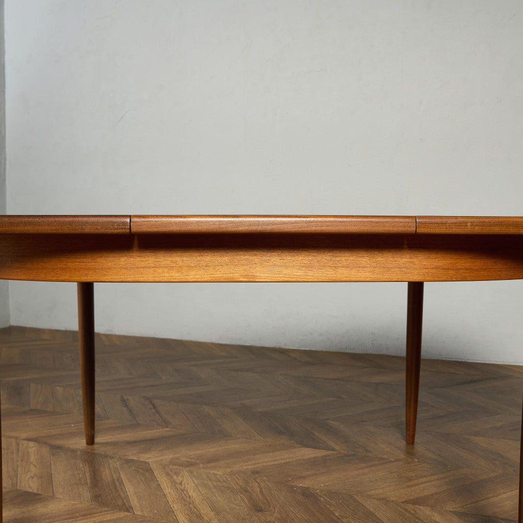 ヴィンテージ エクステンション オーバルダイニングテーブル