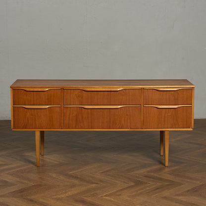 イギリス ヴィンテージ サイドボード