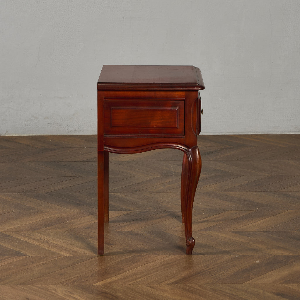 英国 クラシック ベッドサイド キャビネット