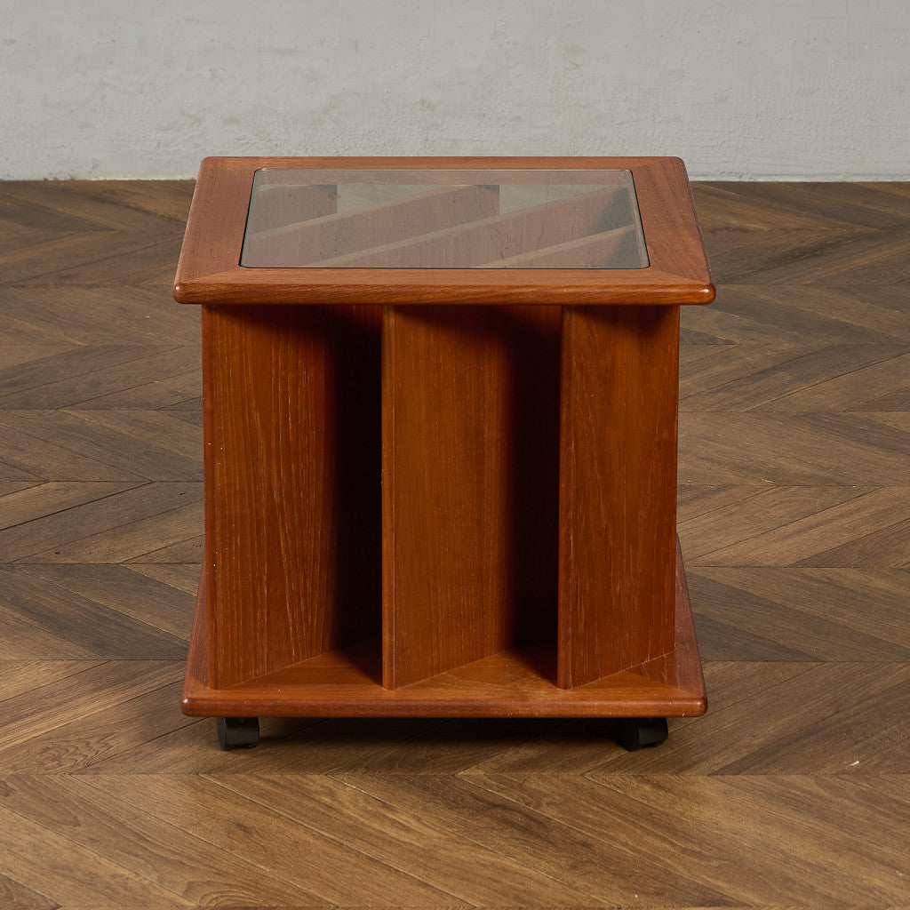 デンマーク ヴィンテージ マガジンラック付き コーヒーテーブル