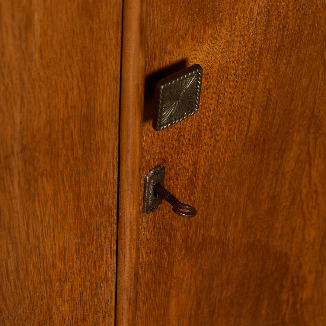 英国 クラシック アールデコ 様式 ジェンツローブ ワードローブ