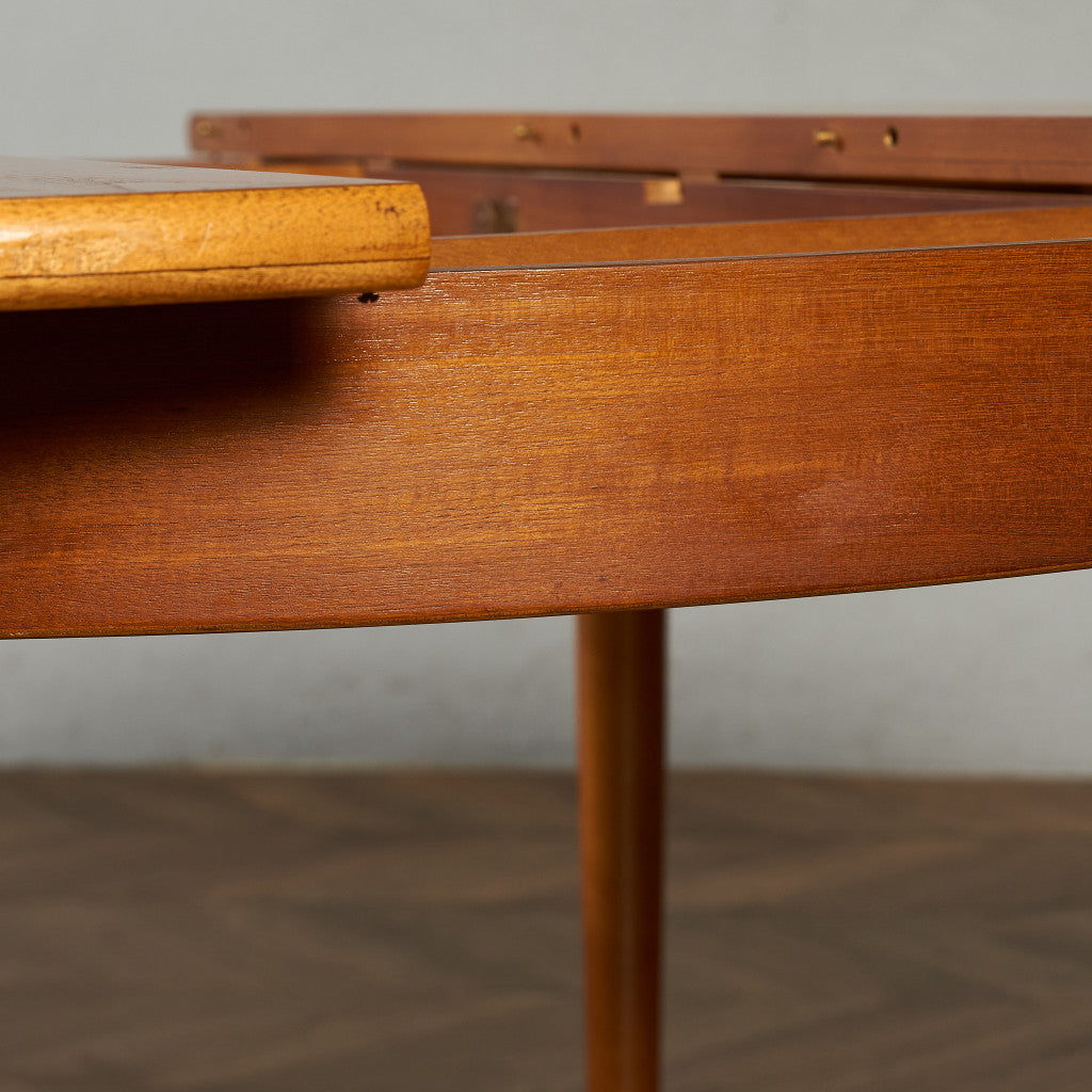 ヴィンテージ エクステンション ラウンドダイニングテーブル