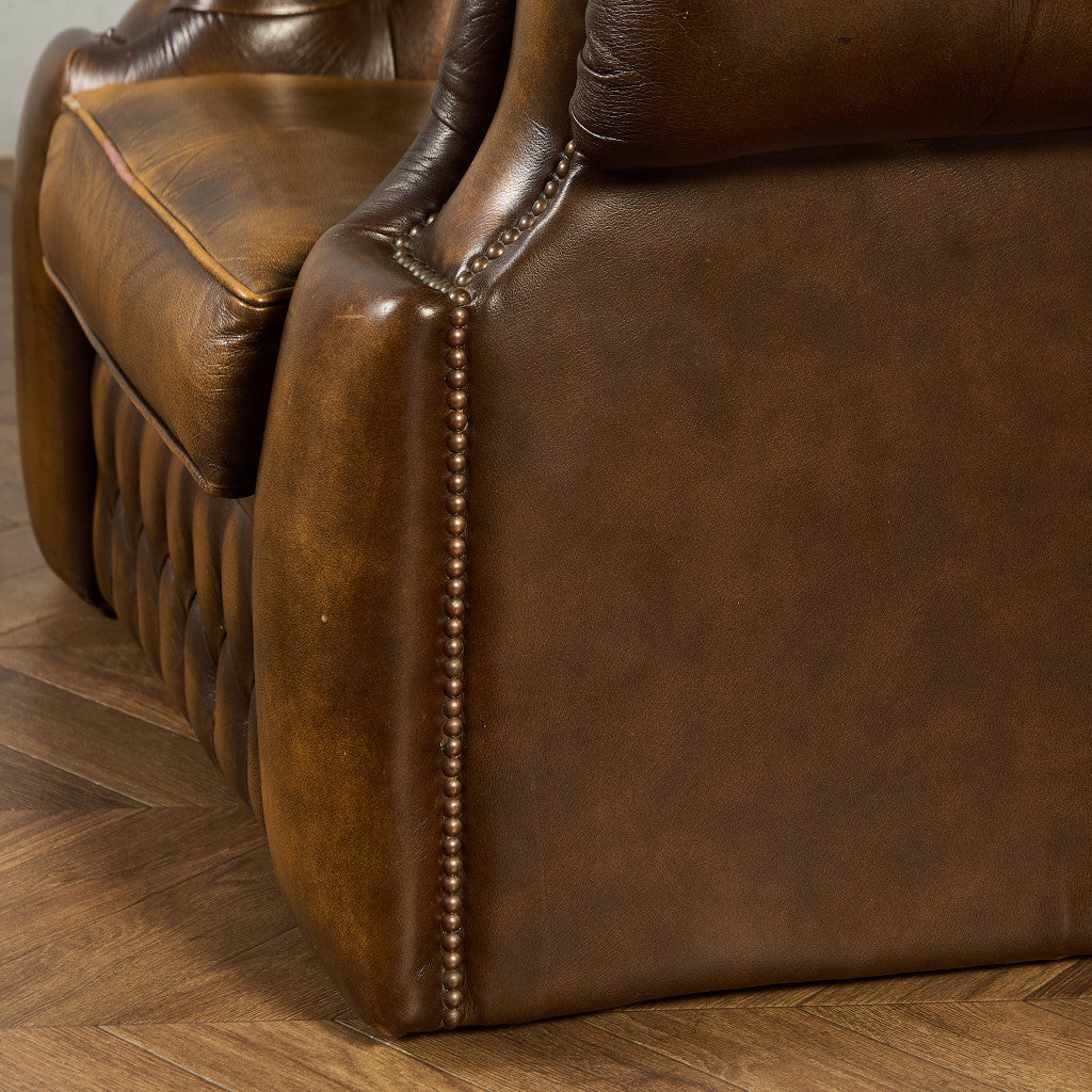 英国 クラシック チェスターフィールド ソファ