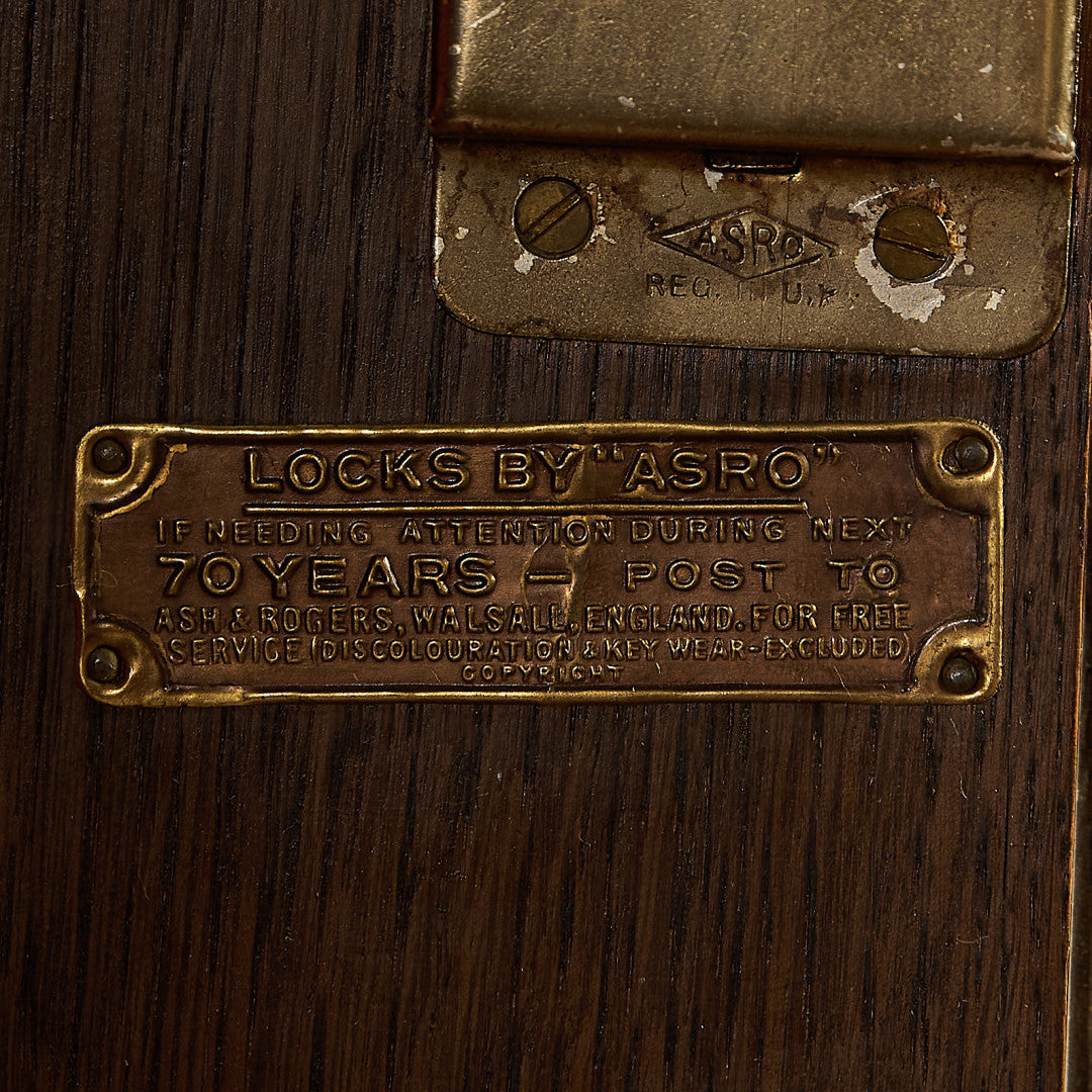 英国 クラシック ワードロープ