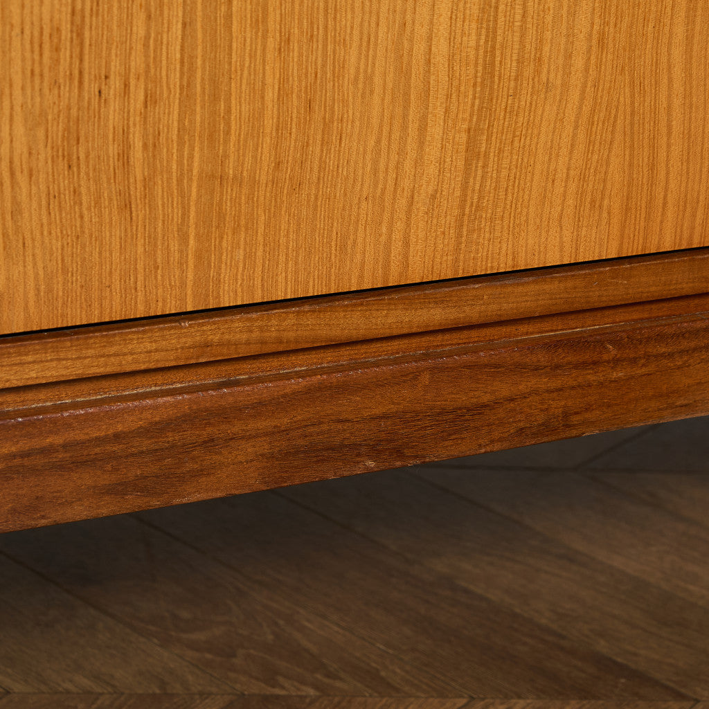 イギリス ヴィンテージ サイドボード