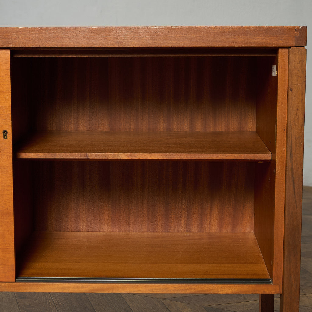 英国 ヴィンテージ キャビネット