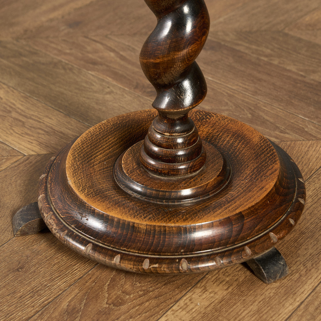 サイドテーブル