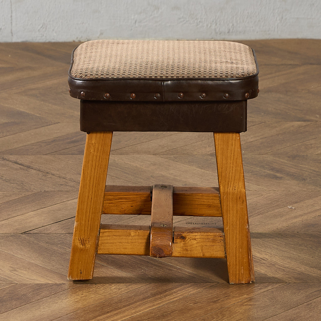 英国 クラシック スツール