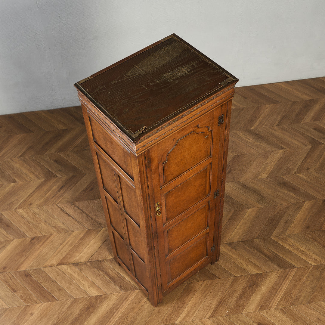 英国 クラシック ワードロープ