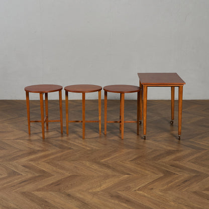 Novy Domov ヴィンテージ ネストテーブル