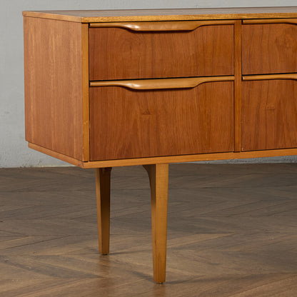 イギリス ヴィンテージ サイドボード