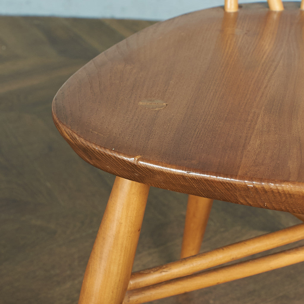 ラティスドチェア