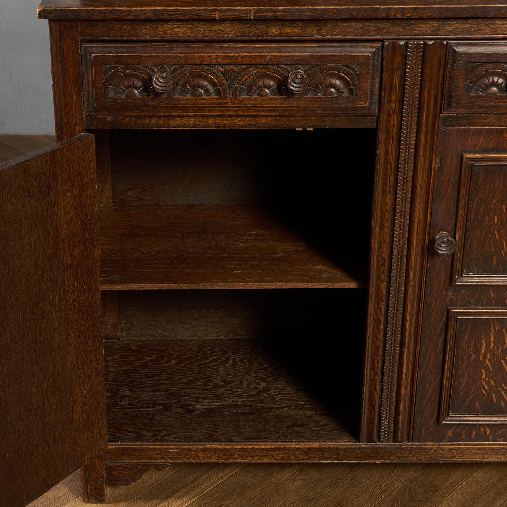 英国 クラシック コートカップボード