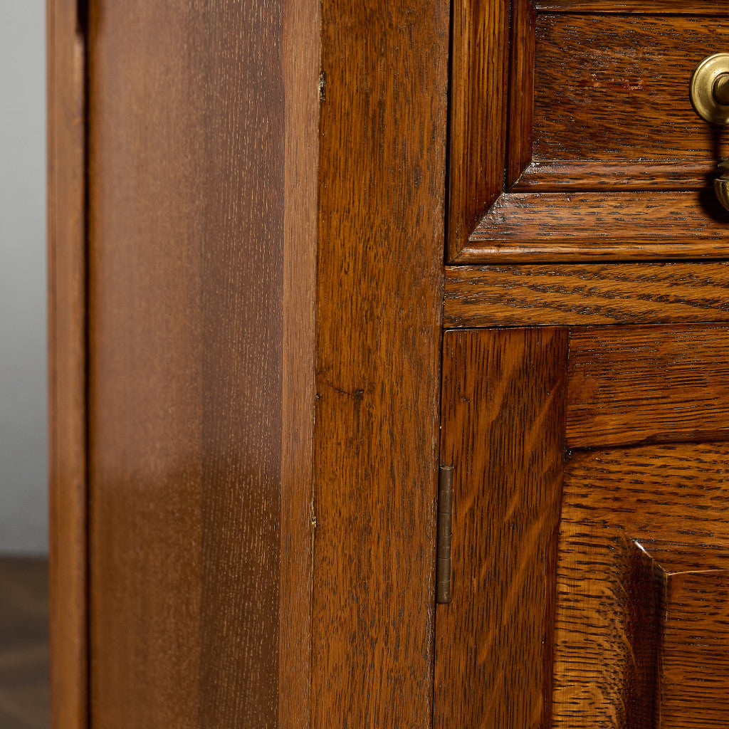 英国 クラシック サイドボード 食器棚