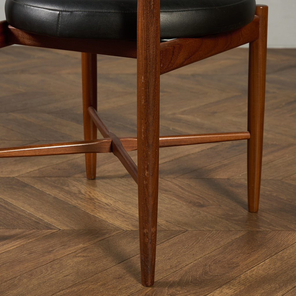 サーキュラーチェア