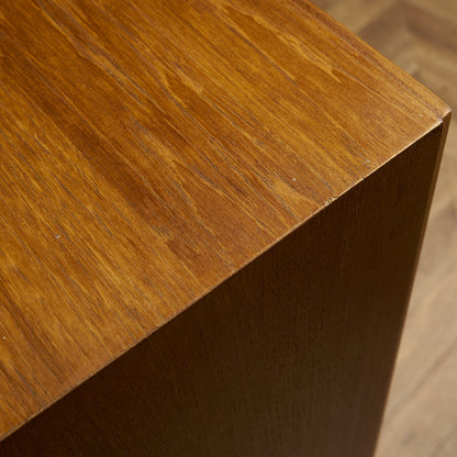 Form FIVE ヴィンテージ ブックケース (カスタム アイアン ヘアピンレッグ)