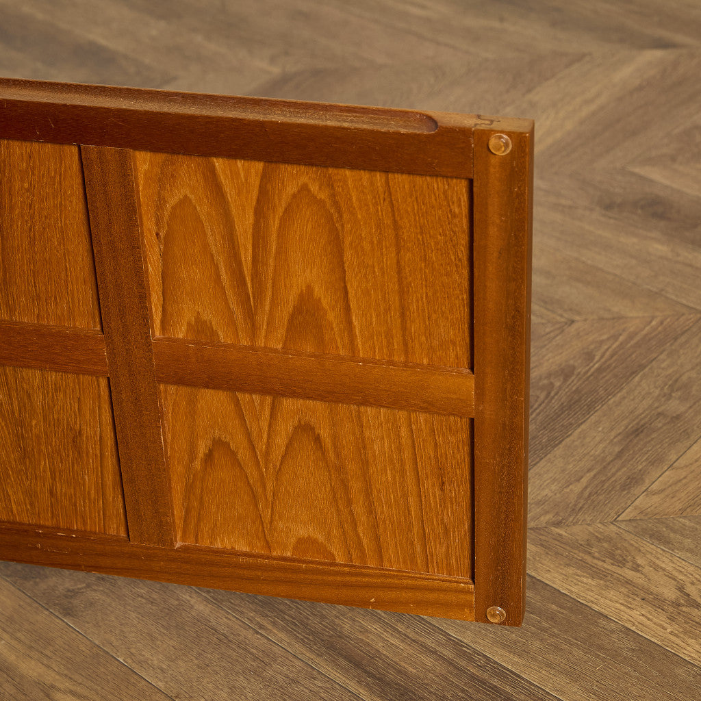 十字扉 ヴィンテージ キャビネット