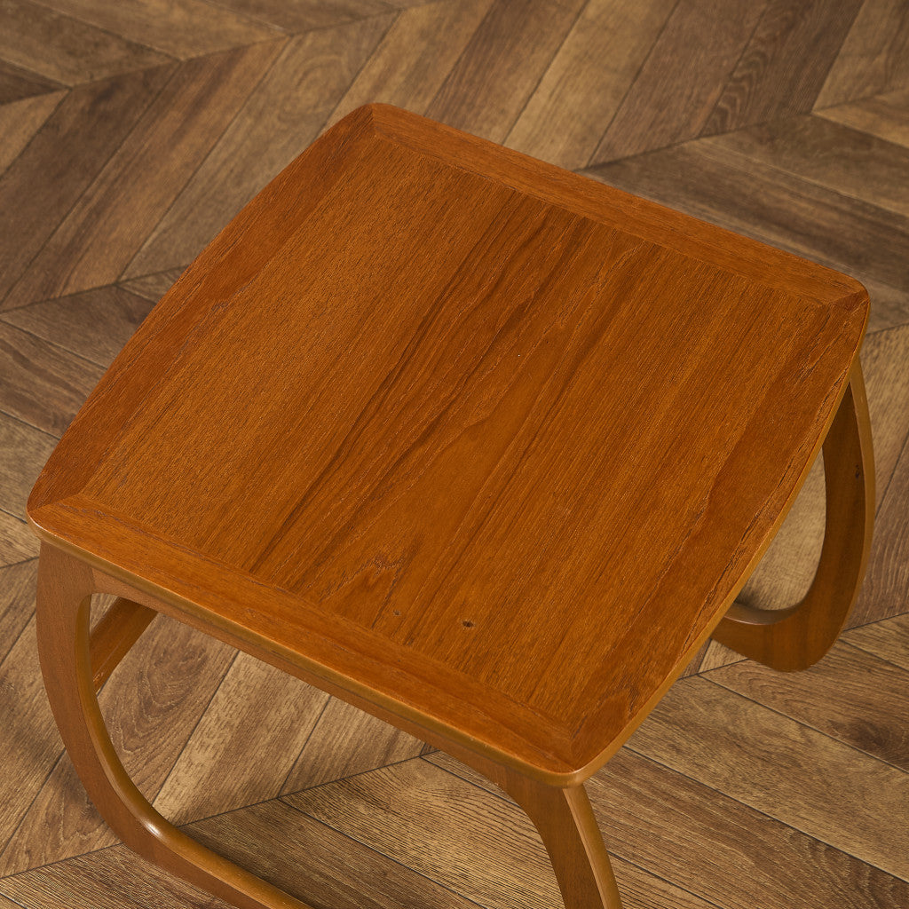 Burlington ネストテーブル