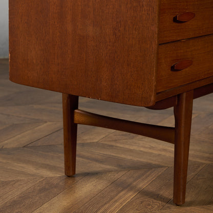 イギリス ヴィンテージ サイドボード