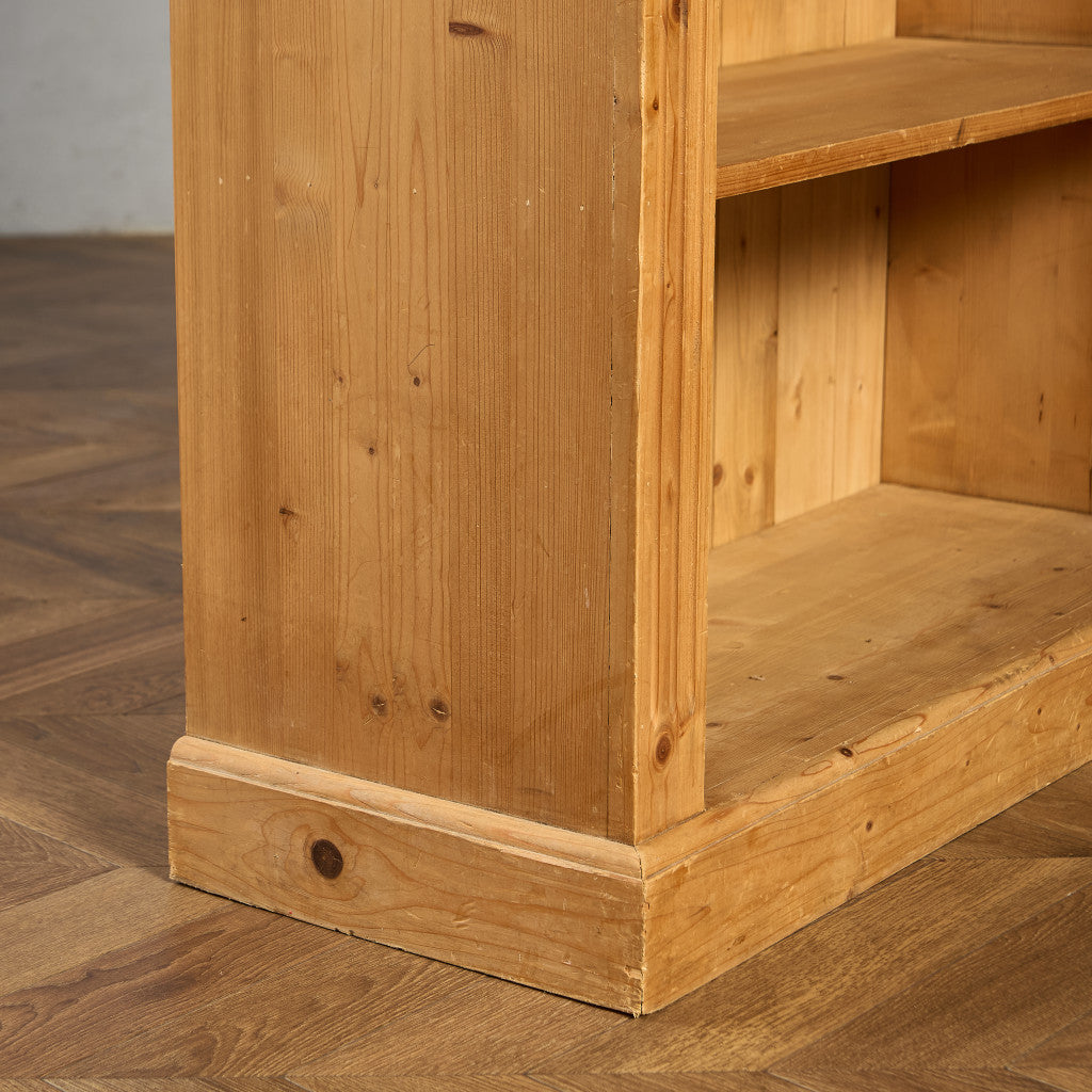 カントリー スタイル ブックシェルフ