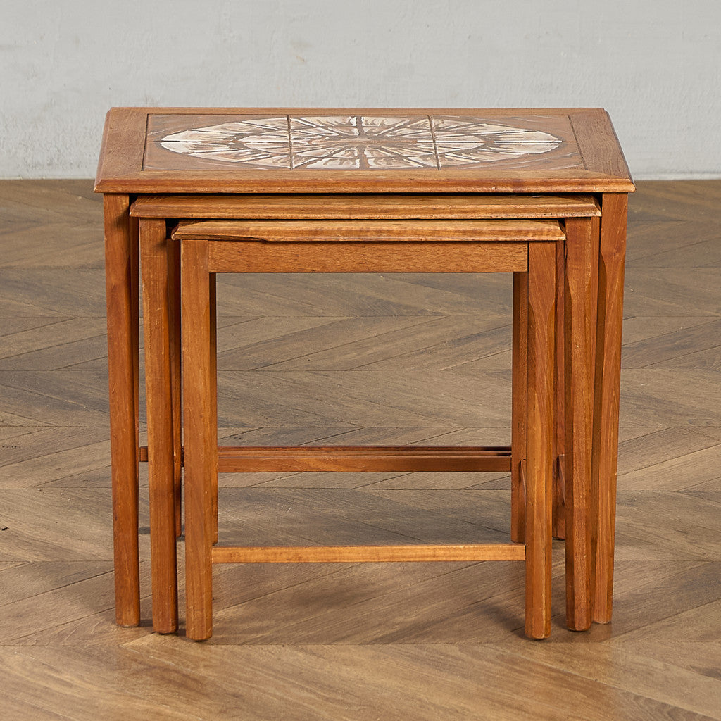 デンマーク TOFTEN タイルトップ ネストテーブル