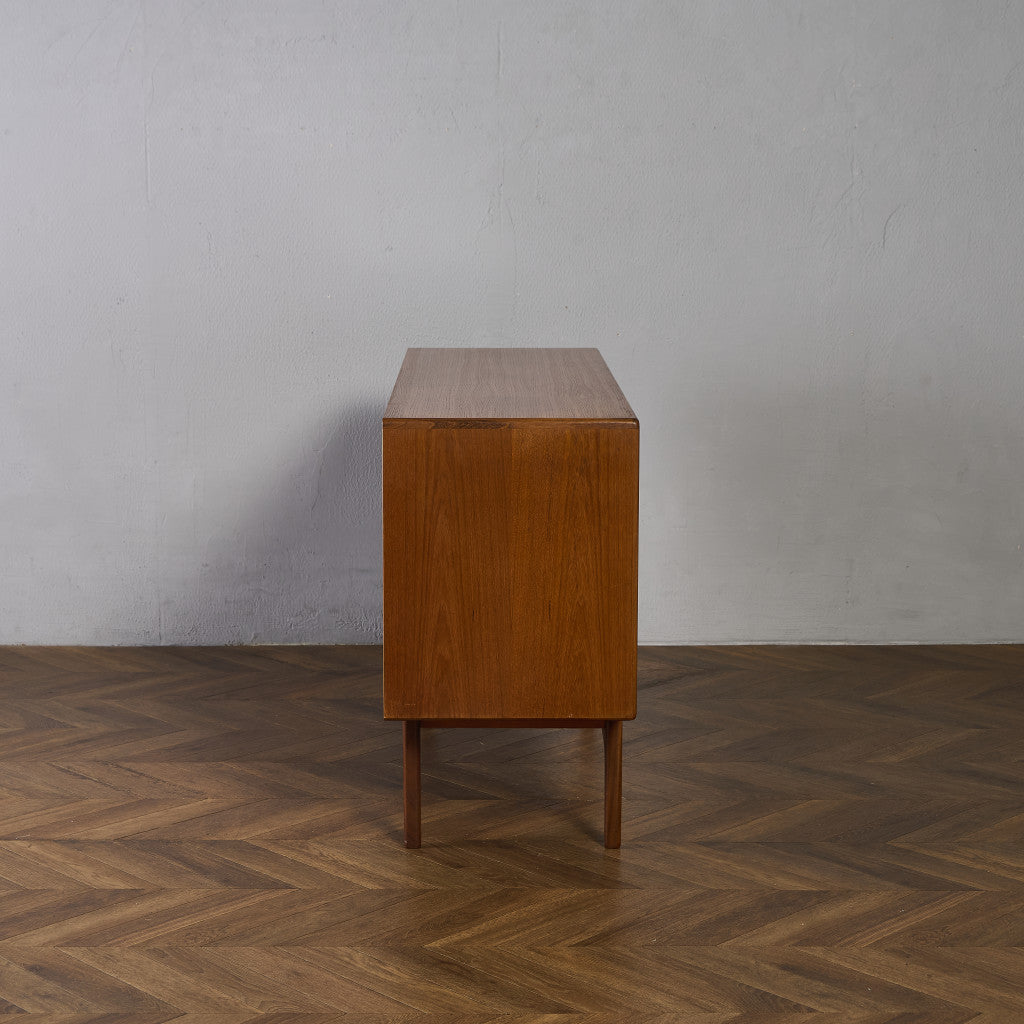 Fresco ヴィンテージ 脚付き サイドボード (4072)