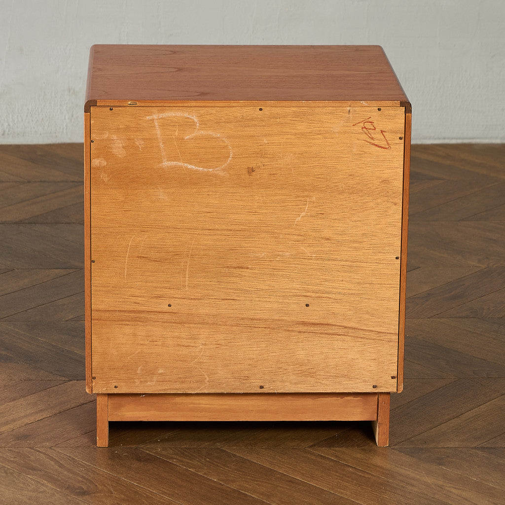 Fresco ナイトテーブル