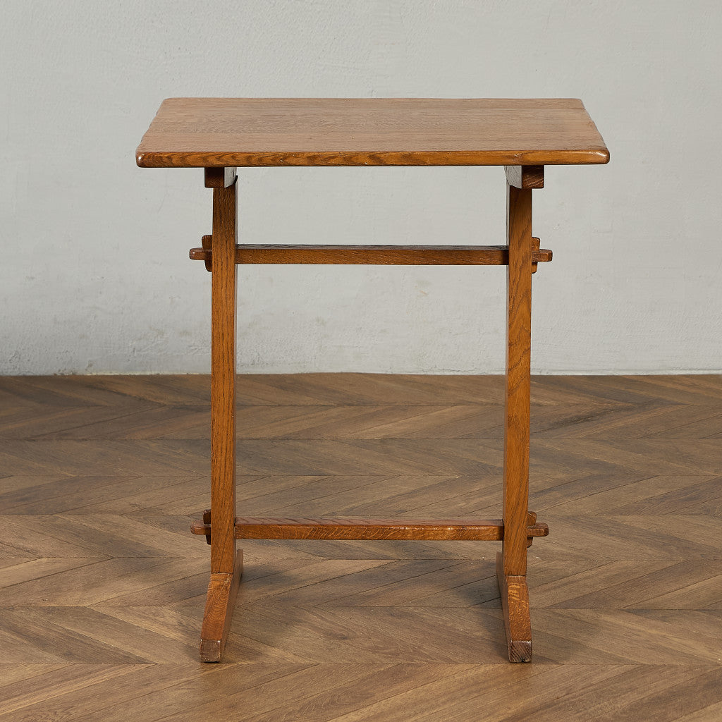 英国 クラシック サイドテーブル