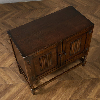 英国 クラシック キャビネット