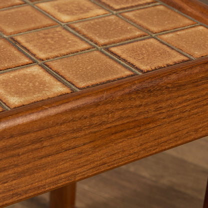 英国 ヴィンテージ タイルトップ ネストテーブル #91883