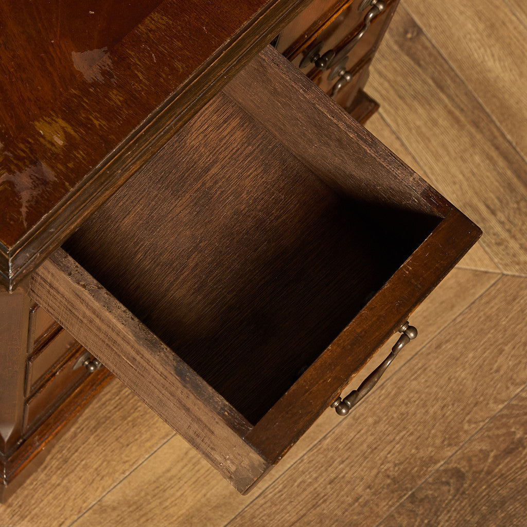 英国 クラシック 4段 サイドチェスト