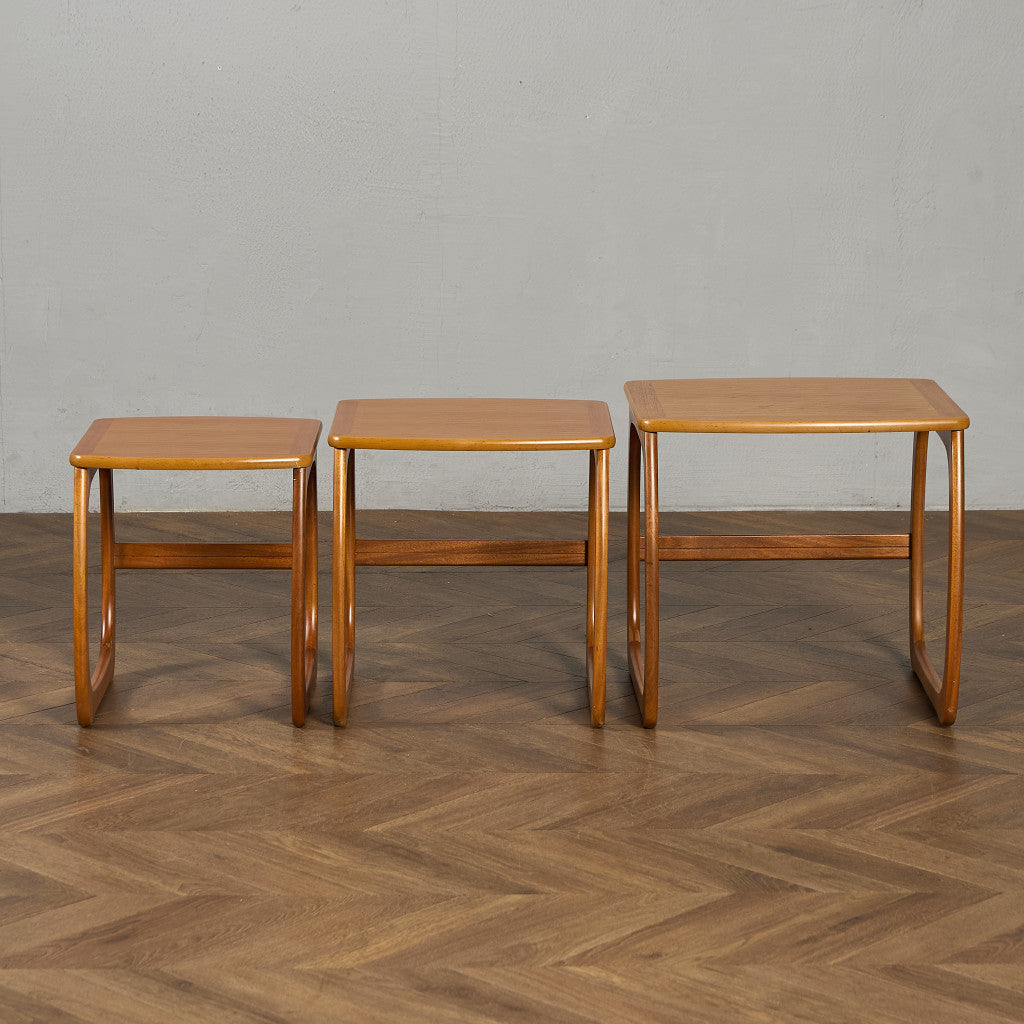 Burlington ネストテーブル