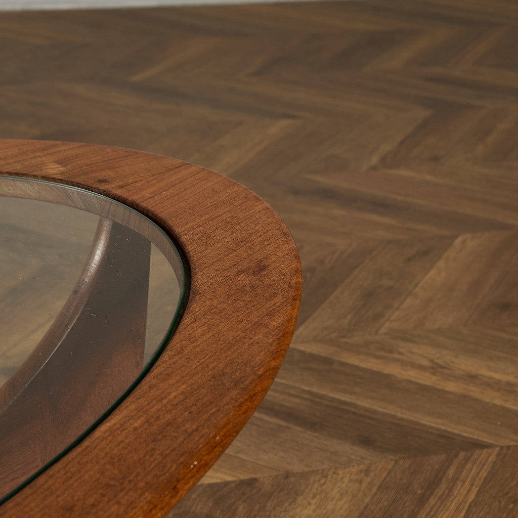 astro オーバルコーヒーテーブル