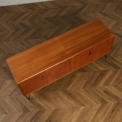 Fresco ヴィンテージ サイドボード カスタム アイアン ヘアピンレッグ