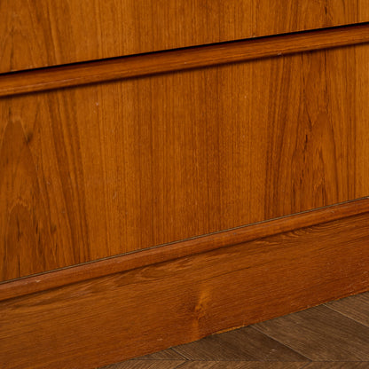 英国 ヴィンテージ 4段 チェスト #90033