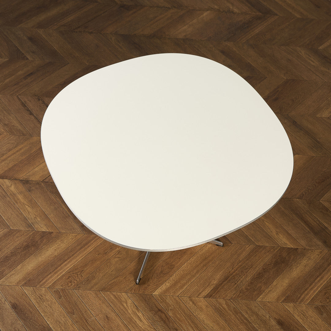 Fritz Hansen A603 Super-circular Table スーパー円テーブル