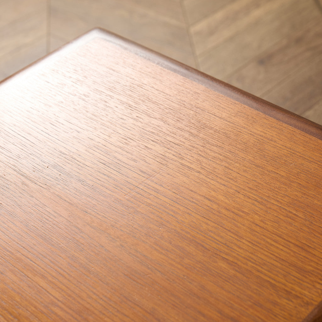 Astro ヴィンテージ タイルトップ ネストテーブル (3552D)