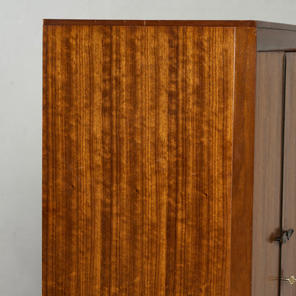 ヴィンテージ ワードローブ