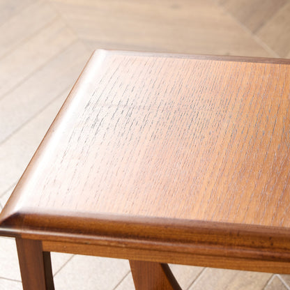 Astro タイルトップ ネストテーブル