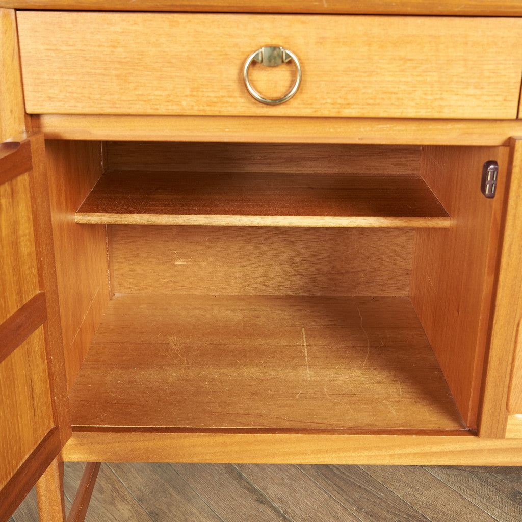 十字扉 ヴィンテージ サイドボード