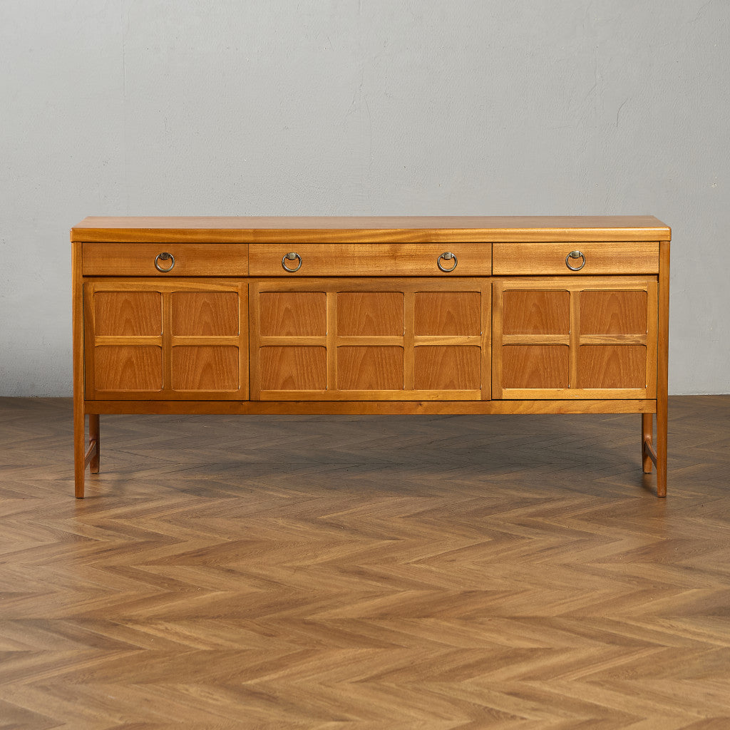 十字扉 ヴィンテージ サイドボード