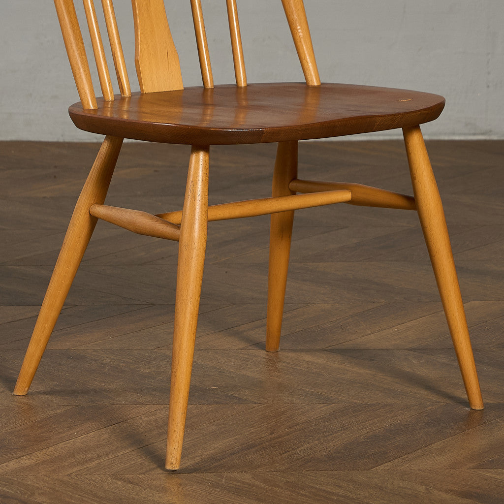 スワンバックチェア  ラウンドゴールドラベル