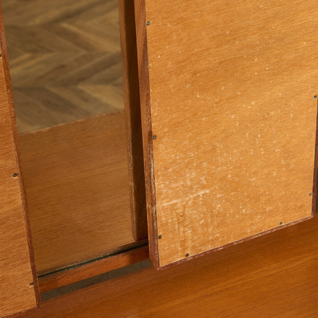 ニューフレスコ ドレッシングデスク (1986)