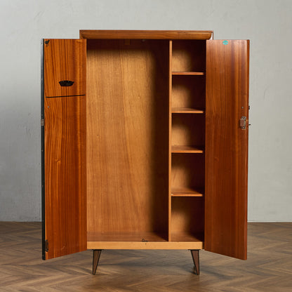 ヴィンテージ ワードローブ