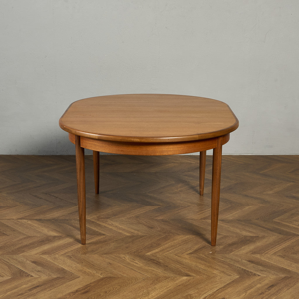 ヴィンテージ エクステンション オーバルダイニングテーブル