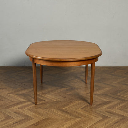 ヴィンテージ エクステンション オーバルダイニングテーブル