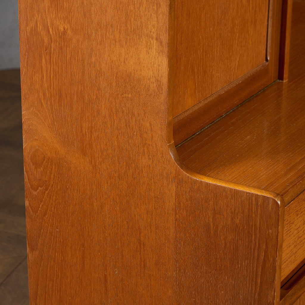 ヴィンテージ ハイサイドボード