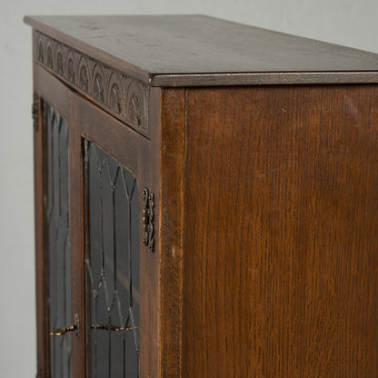 ガラス キャビネット