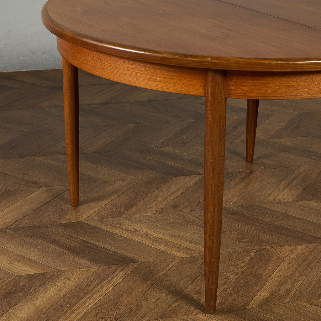 エクステンション ラウンド ダイニングテーブル